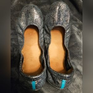 Tieks Drago flats